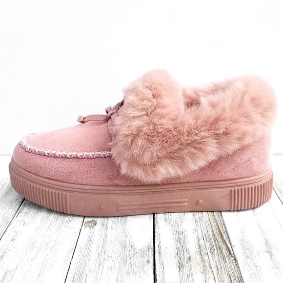 New Blush Pink Furry Moccasin Slip on Slipper Loafers - Picture 2 of 3